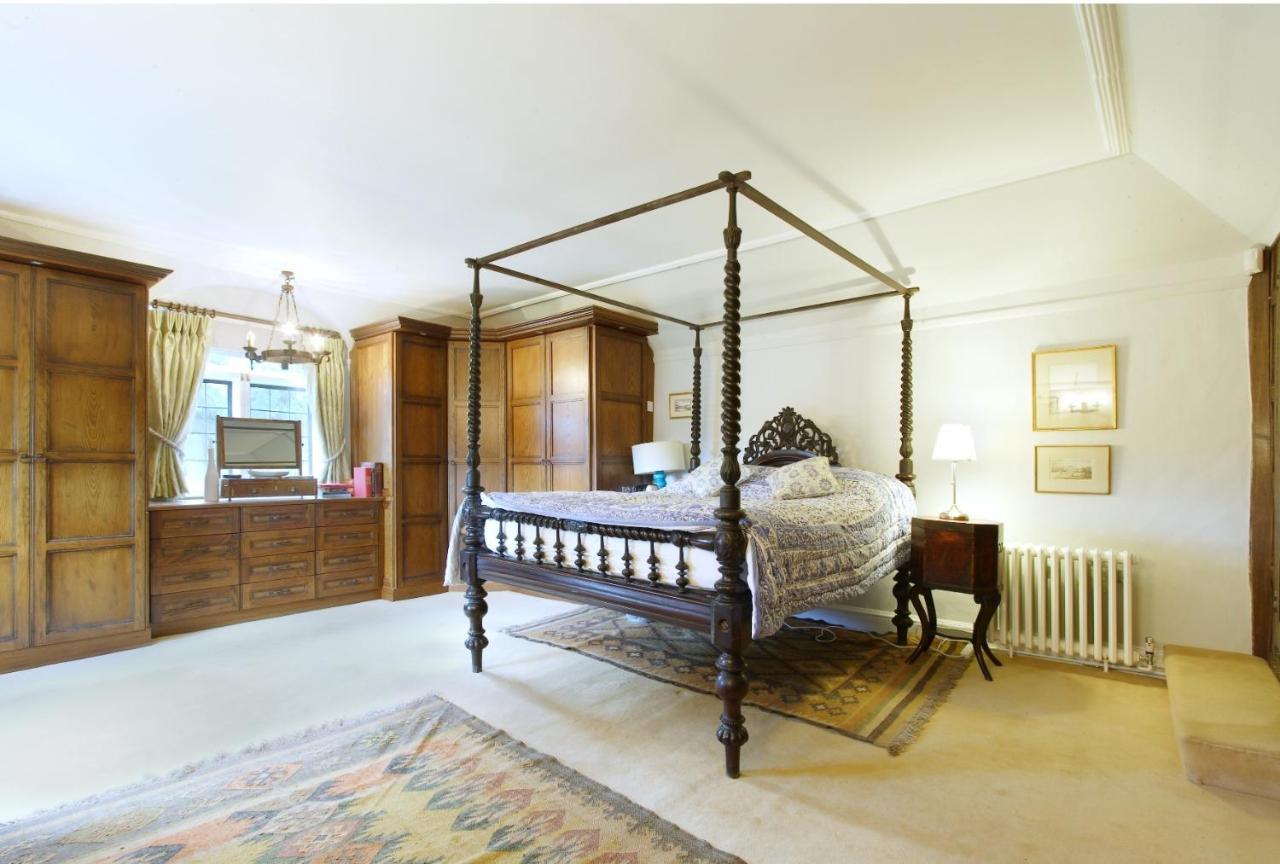 ฮาร์ลิงตัน แมเนอร์ Bed & Breakfast Harlington  ภายนอก รูปภาพ